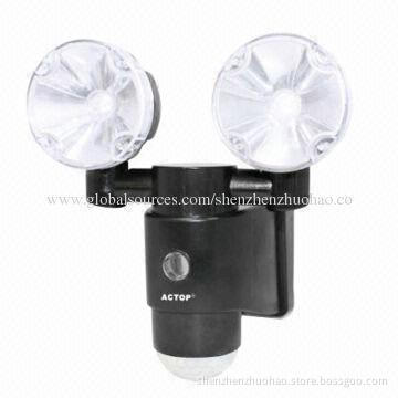 PIR Security Light with 3W Power, 4 x AA 2,200mAh NiMH Batteries